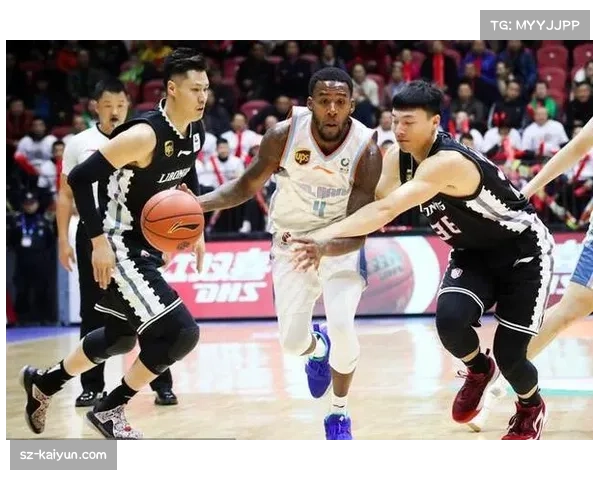 青岛队六人得分上双 团队篮球风格成效显著