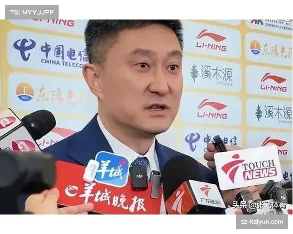 杜锋反问记者要换下谁 年轻球员使用魄力受质疑 杜锋反问记者要换下谁 年轻球员使用魄力受质疑